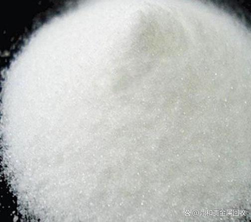 硫酸银:白色结晶藏高纯度白银,工业废料别当普通盐丢弃